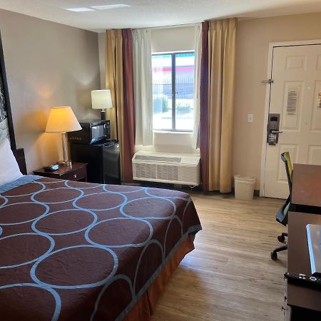 Super 8 By Wyndham Tucson/Grant Road Area Az Hotel Exterior photo